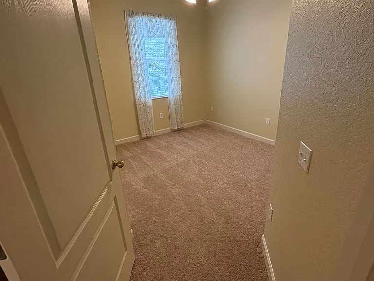 2615 Eagle Greens Dr — Photo 5