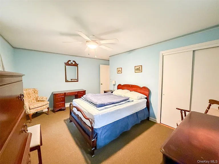 8415 Soundview Ave — Photo 5
