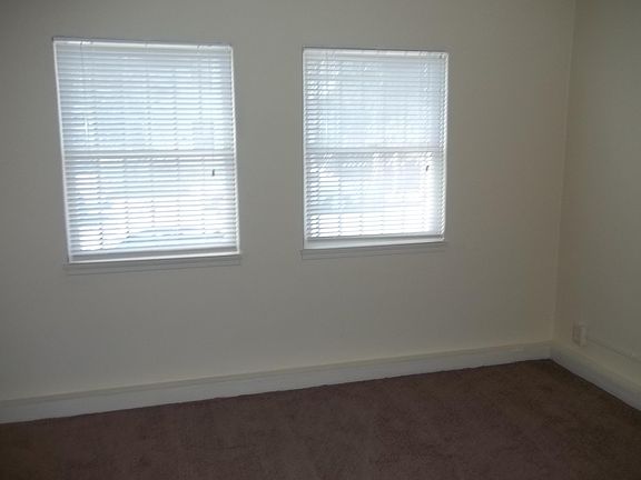 4th image of 2329 W 25th St APT 103