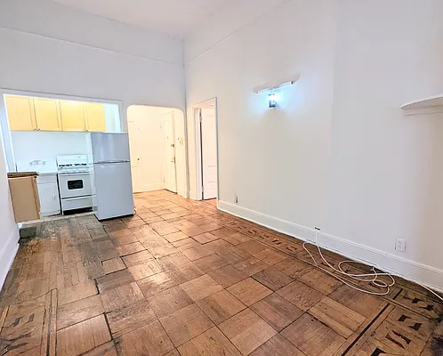 Rented by Manhattan Spaces | media 9