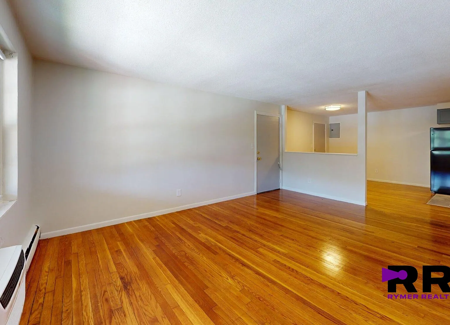 2 bed, 1.0 bath, $2,150 — Photo 3
