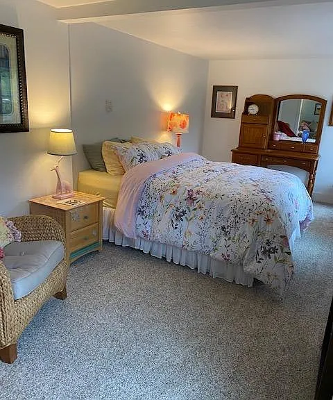 395 Rezen Rd — Photo 5