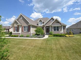 2785 Sawtooth Oak Cir, Westfield, IN 46074