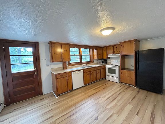 4th image of 1111 Progress St NW #2
