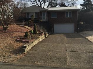 4767 Rolling Hills Rd, Pittsburgh, PA 15236