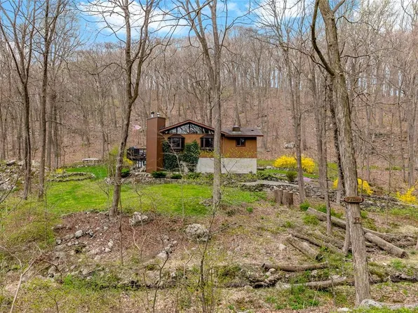 24 Deer Run Road, Cold Spring, NY 10516