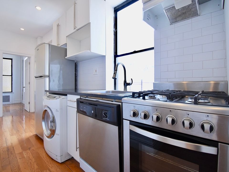 1st image of 824 9th Ave #4RS