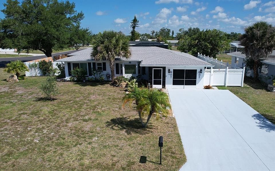 1st image of 2 Golfview Rd