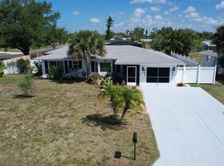 2 Golfview Rd, Rotonda West, FL 33947
