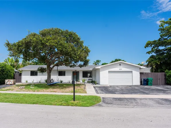 8895 SW 197th Ter, Cutler Bay, FL 33157