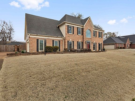 2nd image of 9054 Chimneyrock Blvd