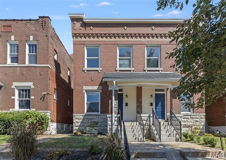 1st image of 2911 Sidney St