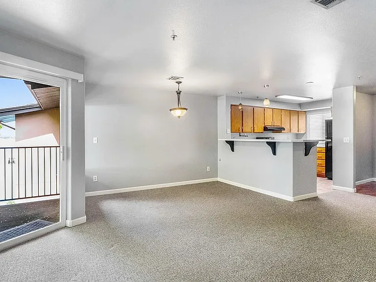 2900 W Marina Dr #303 — Photo 5