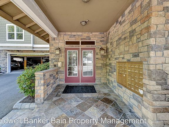 3rd image of 4406 Providence Point Pl SE Unit 309