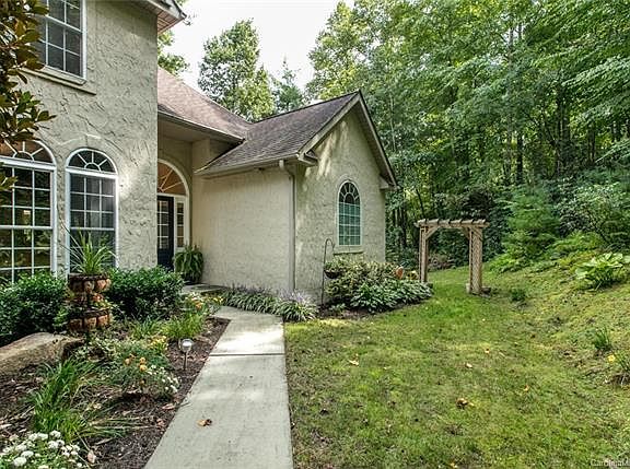 4th image of 789 Zelda Ct