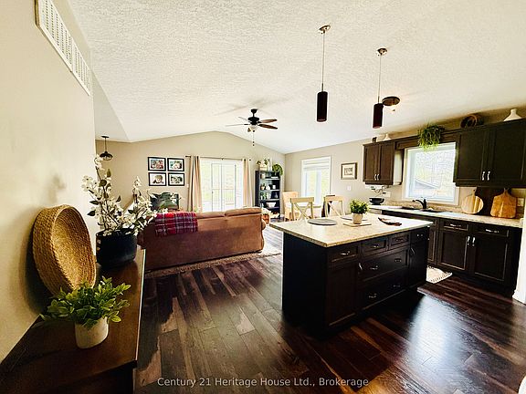 2nd image of 201 Hutton Hill Rd