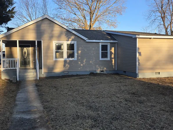 646 Pocahontas Pl, Hampton, VA 23661