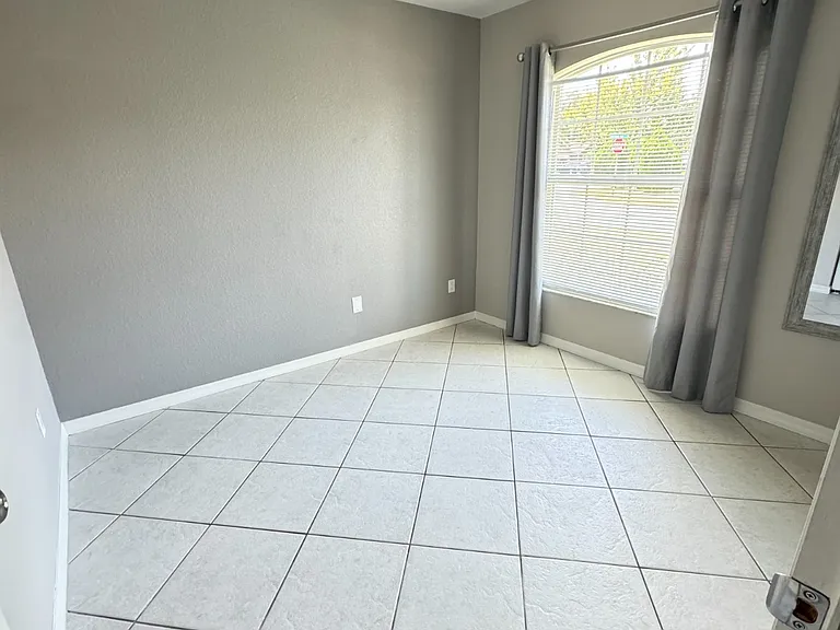 1049 Amanda Kay Cir — Photo 20