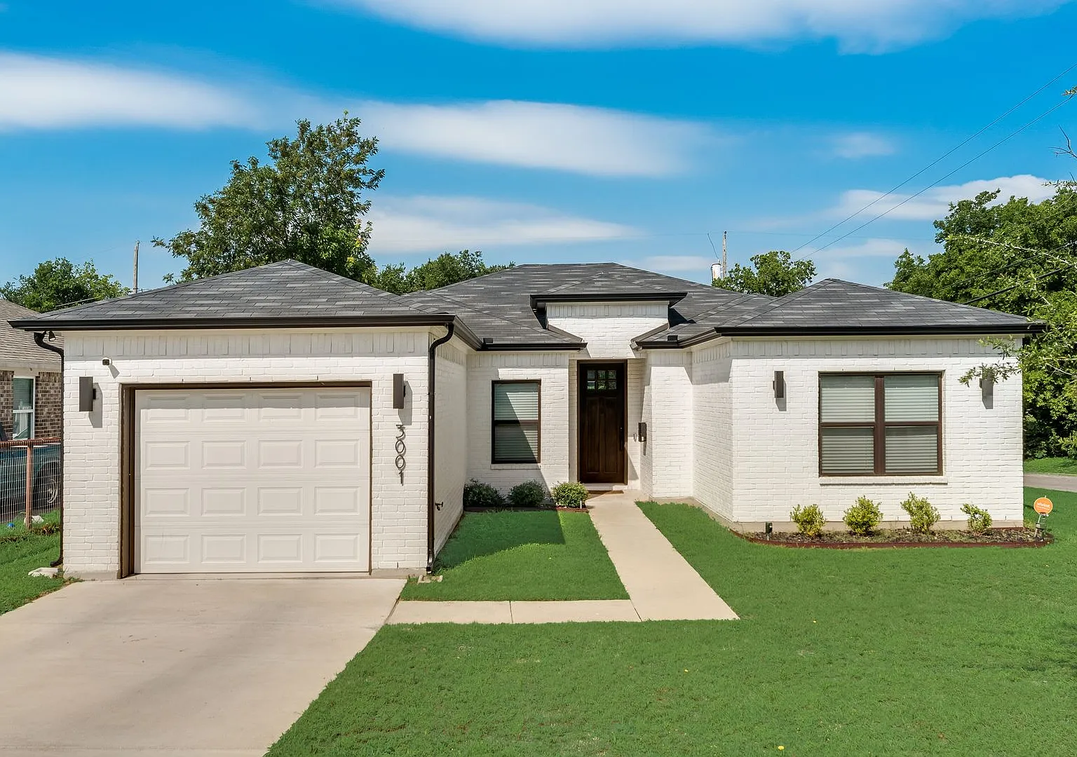 Beautiful Dallas home built in 2021! — Photo 4