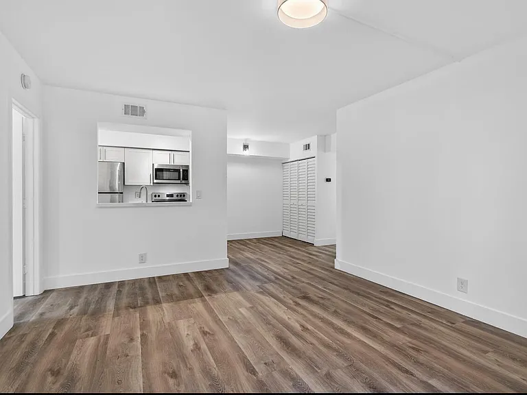 6258 Chasewood Dr #C — Photo 29