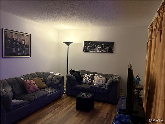 3rd image of 8844 Santa Bella Dr