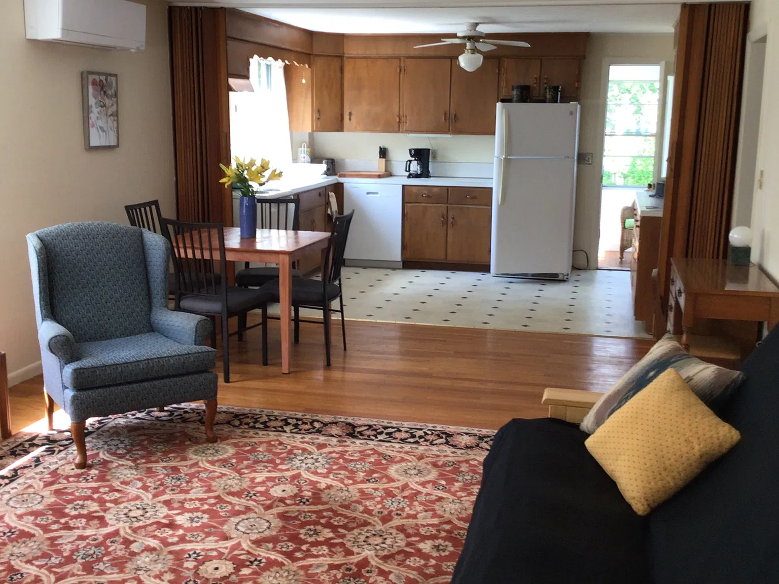 1 bed, 1.5 bath, 900 sqft, $2,000 — Photo 3