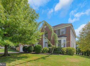 2709 Primrose Ln, Huntingdon Valley, PA 19006