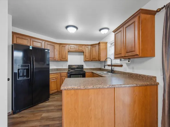 1817 Rain Drop Cir, Spearfish, SD 57783