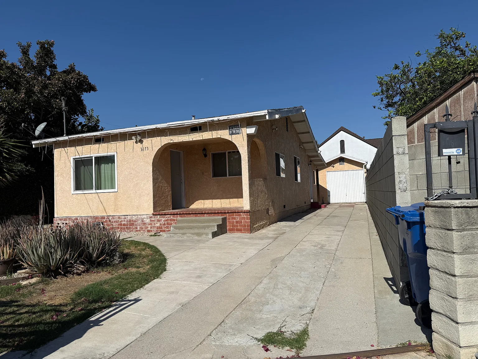 2 bed, 1020 sqft, $4,500 — Photo 2