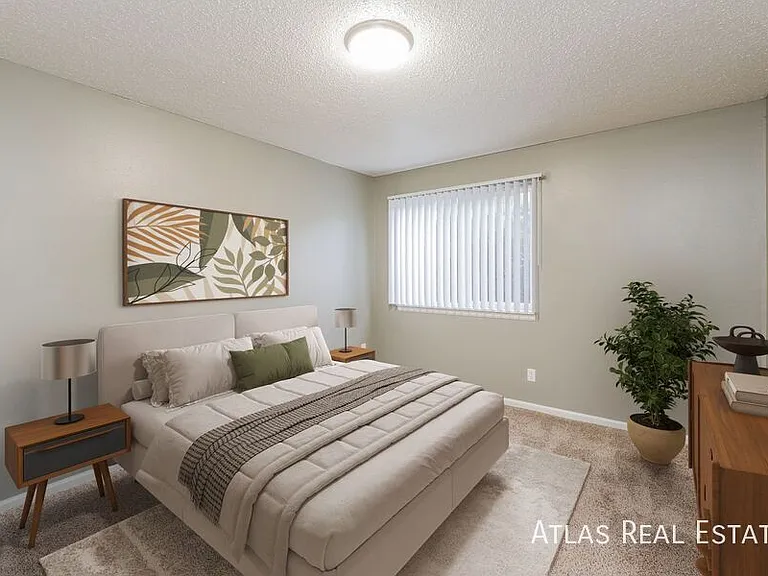 2610/2614 E Fountain Boulevard — Photo 49