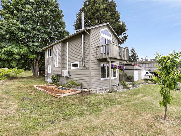 5th image of 6640 View Dr SE