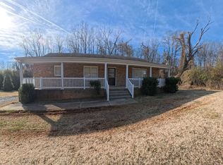 127 Creekview Ct, Lynchburg, VA 24502