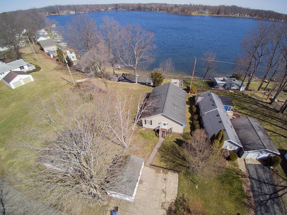 43780 Eagle Lake Dr-201