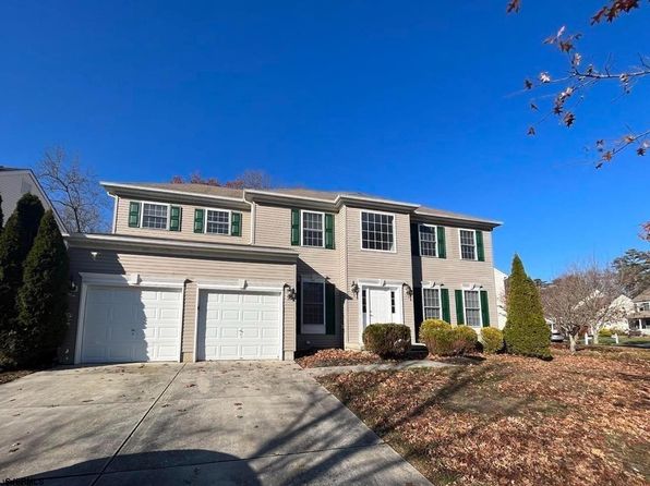 62 Chancellor Park Dr