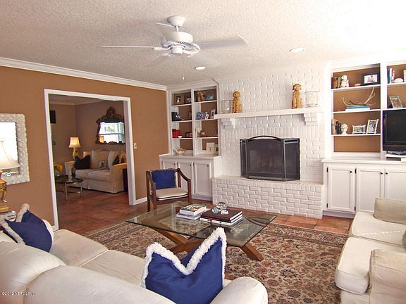 5th image of 4748 Verona Ave