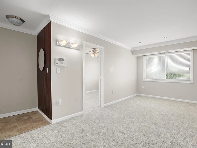1604 Renate Dr #303 — Photo 2