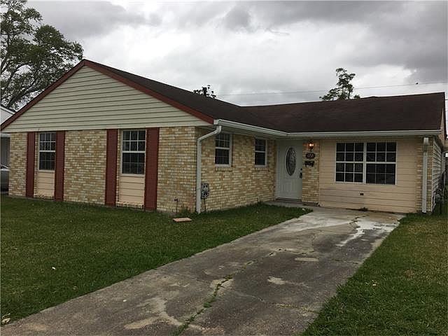 1st image of 128 Jeanne Dr