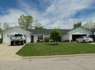 3288 Silverwood Dr, Saginaw, MI 48603