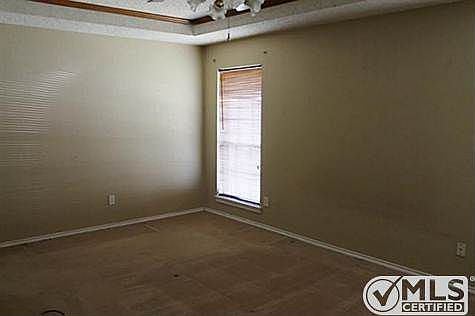 5th image of 607 Meadow Lark Dr