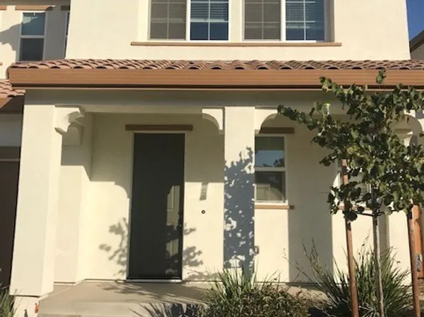 3828 Aircraft Way, Sacramento, CA 95834