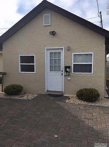 1st image of 355 Bayville Ave APT 5