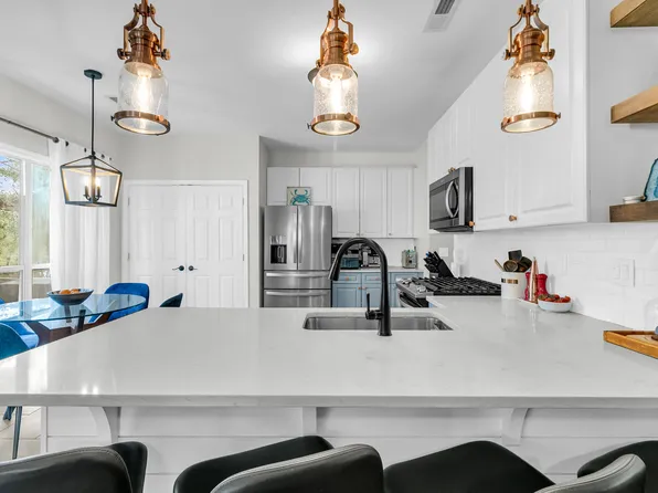 2855 Tradewind Dr, Mount Pleasant, SC 29466