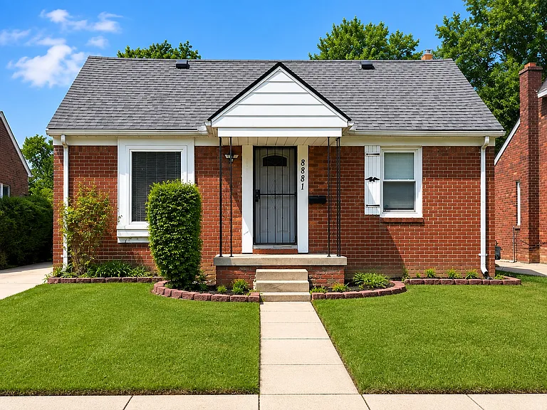 8881 Greenview Ave — Photo 1