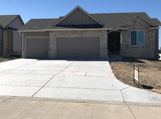 5821 E Wildfire, Wichita, KS 67220
