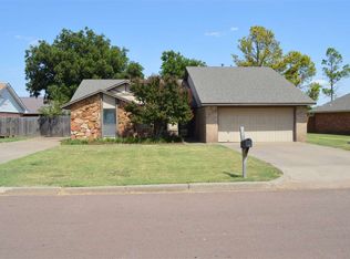 1408 Cindy St, Frederick, OK 73542
