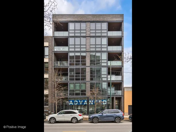 1018 N Larrabee St #Ph, Chicago, IL 60610