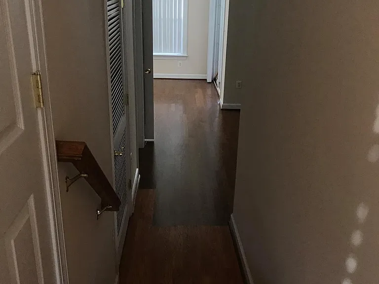 8010 Duck Pond Ter — Photo 4
