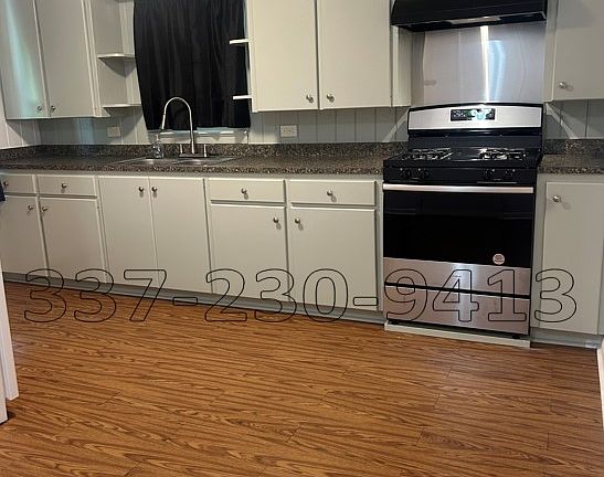 5th image of 209 Armand St