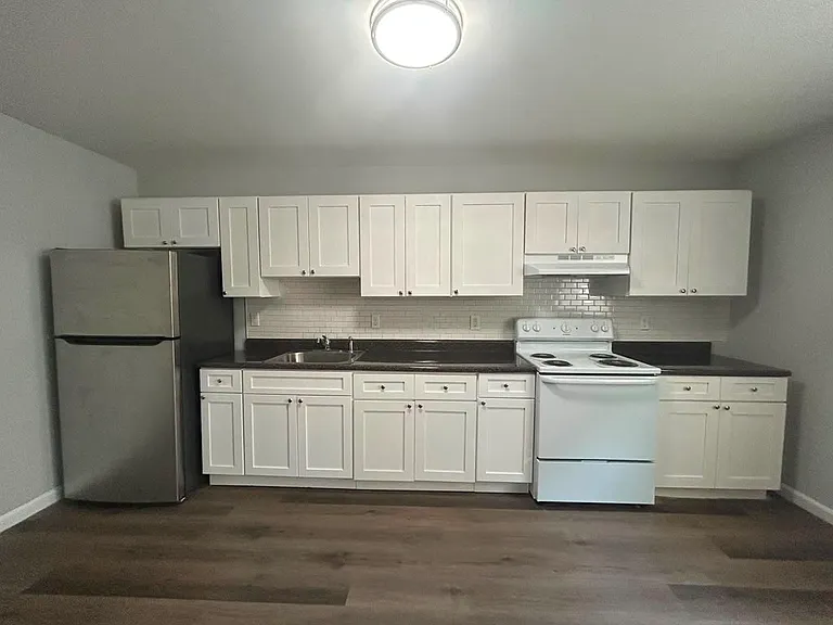 40 12th Ave #1 — Photo 6
