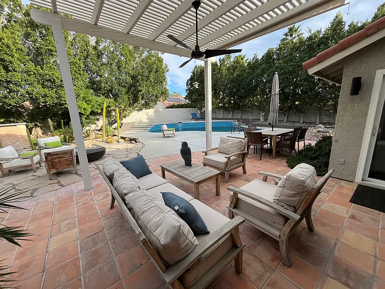 39866 Newcastle Dr — Photo 48